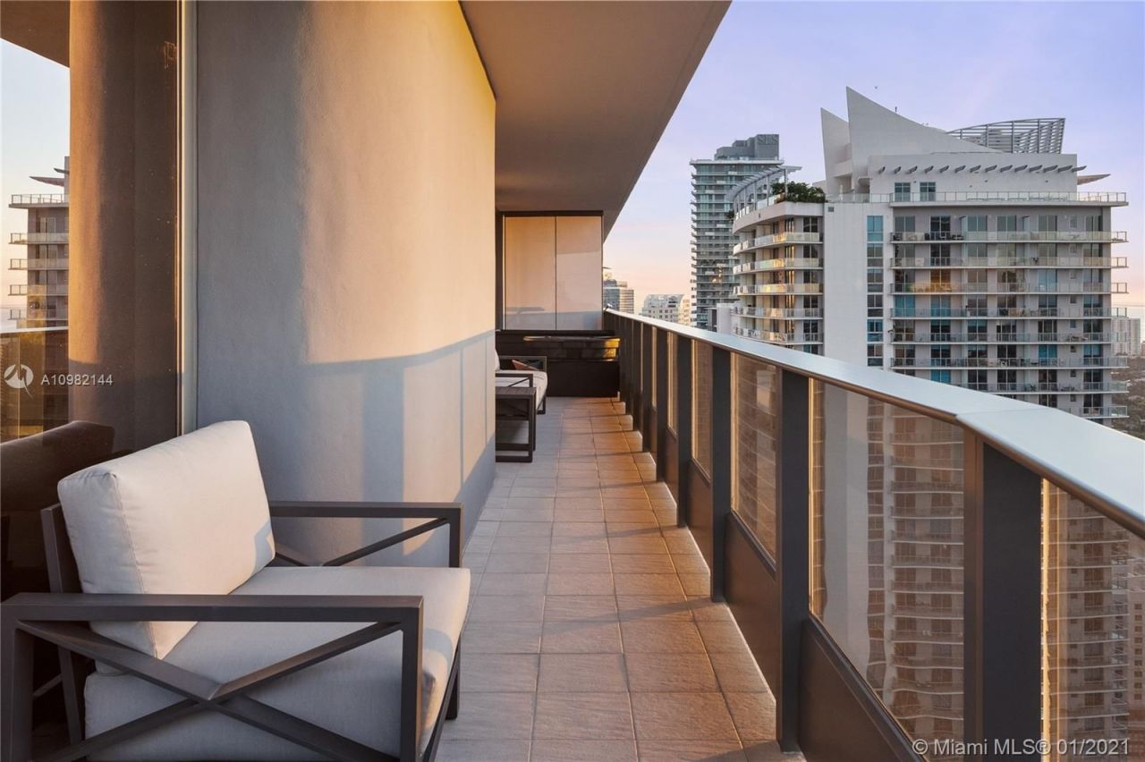 Квартира в Майами, США, 140 м2 фото 4