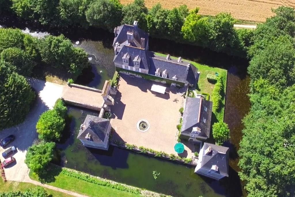 Замок в землях Луары, Франция, 500 м2 фото 2