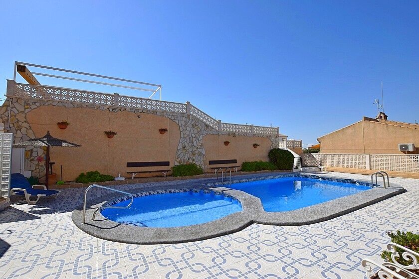 Апартаменты в Ориуэла Коста, Испания, 110 м2 фото 3