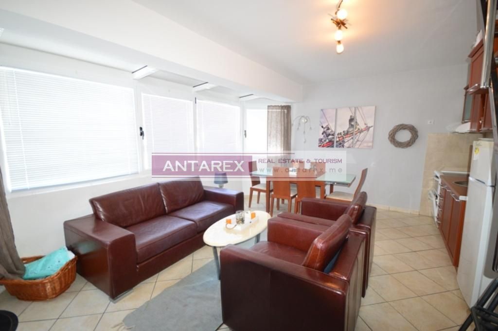 Апартаменты в Кумборе, Черногория, 80 м2 фото 3