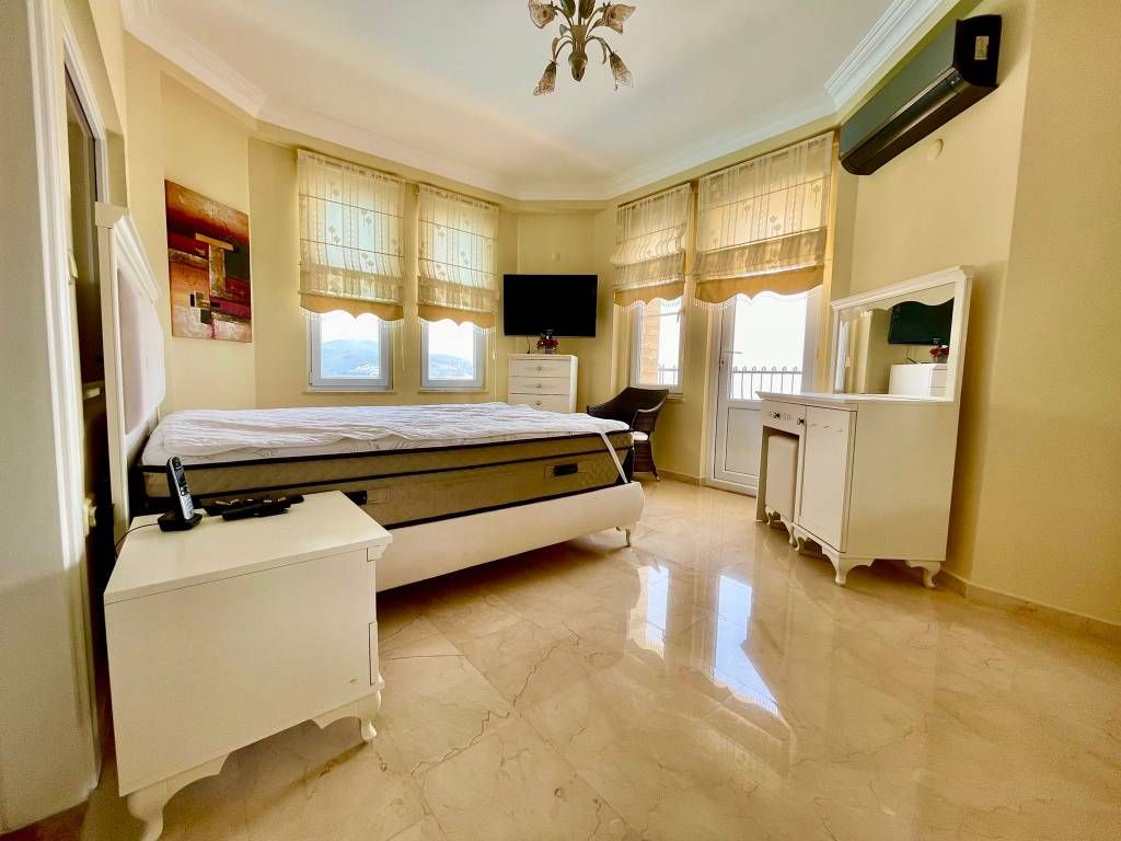 Вилла в Алании, Турция, 350 м2 фото 2