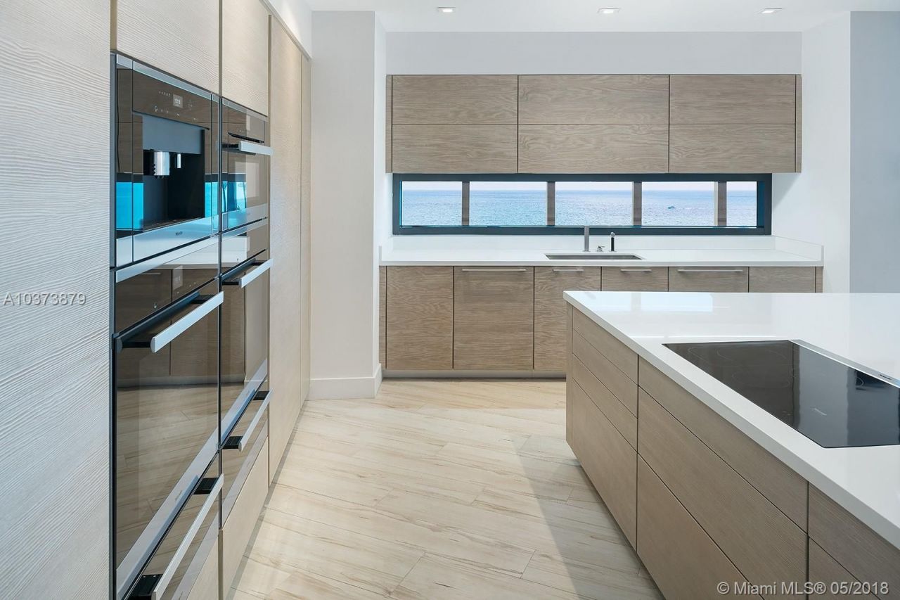 Квартира в Майами, США, 470 м2 фото 4