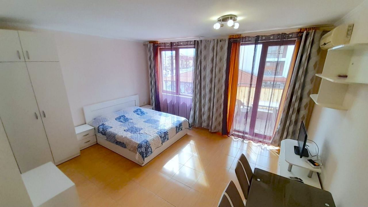 Апартаменты в Несебре, Болгария, 47 м2 фото 3