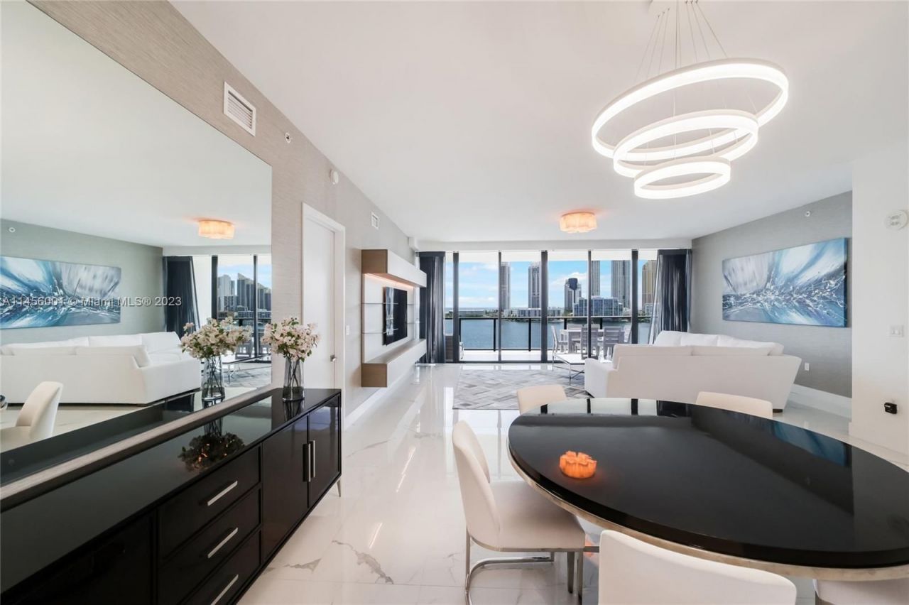 Квартира в Майами, США, 250 м2 фото 5