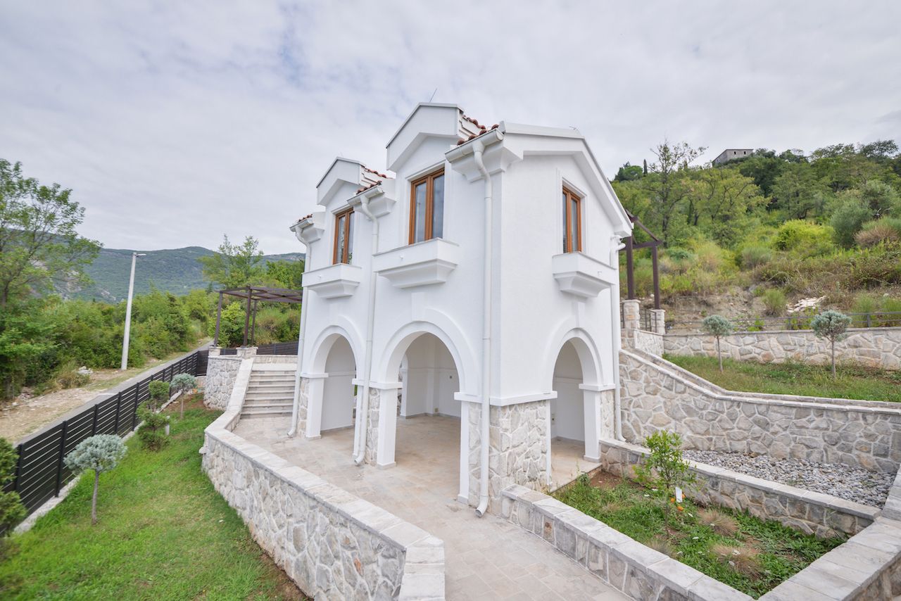 Вилла в Тивате, Черногория, 320 м2 фото 3