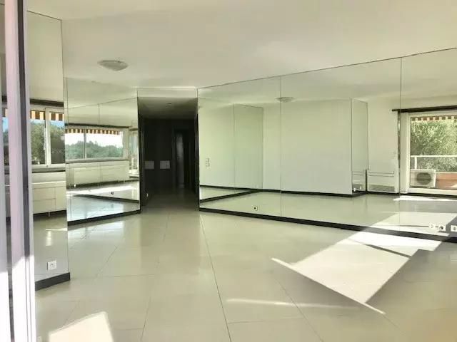 Апартаменты в Рокбрюн-Кап-Мартен, Франция, 85 м2 фото 3