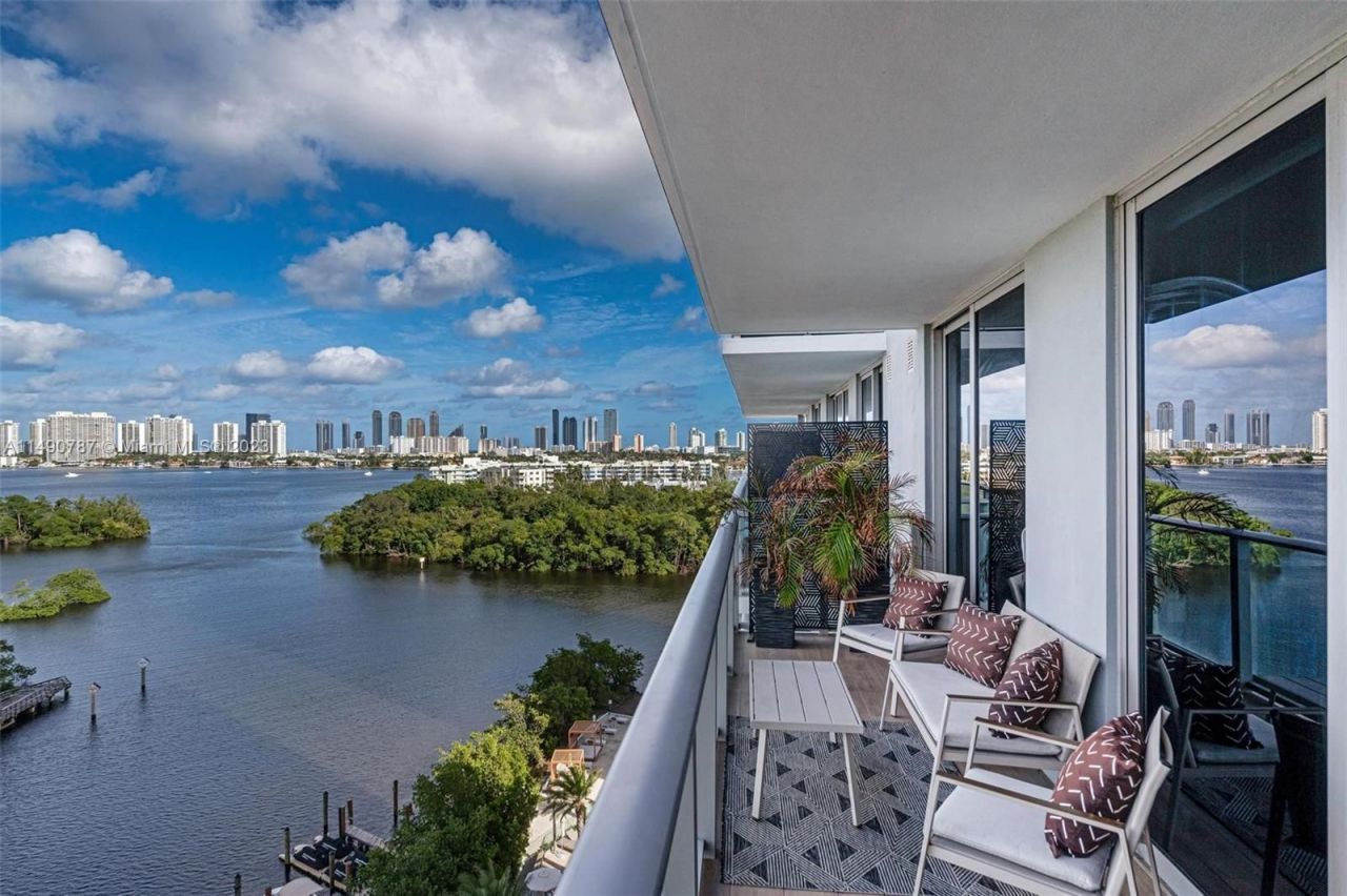 Квартира в Майами, США, 100 м2 фото 2