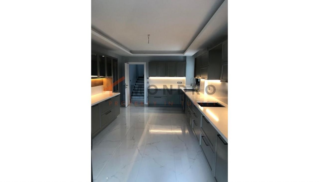 Дом в Стамбуле, Турция, 650 м2 фото 5