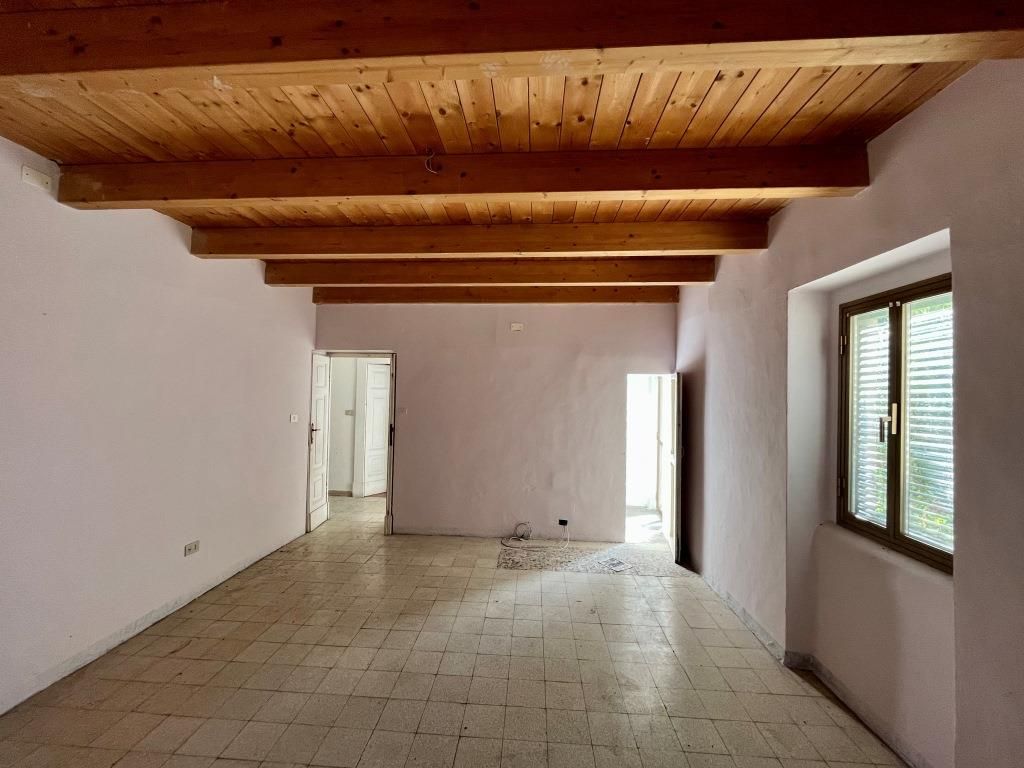 Дом в Читта-Сант-Анджело, Италия, 90 м2 фото 3