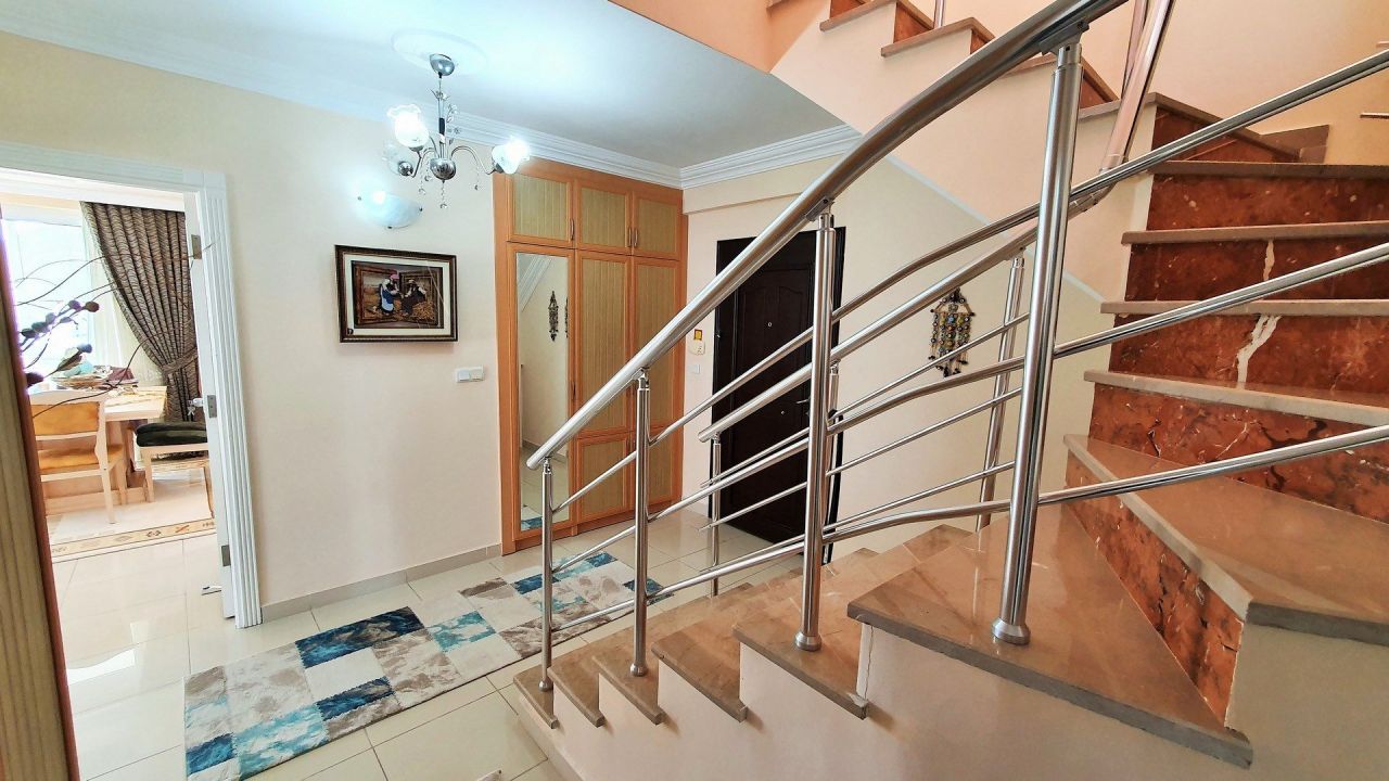Квартира в Алании, Турция, 220 м2 фото 2