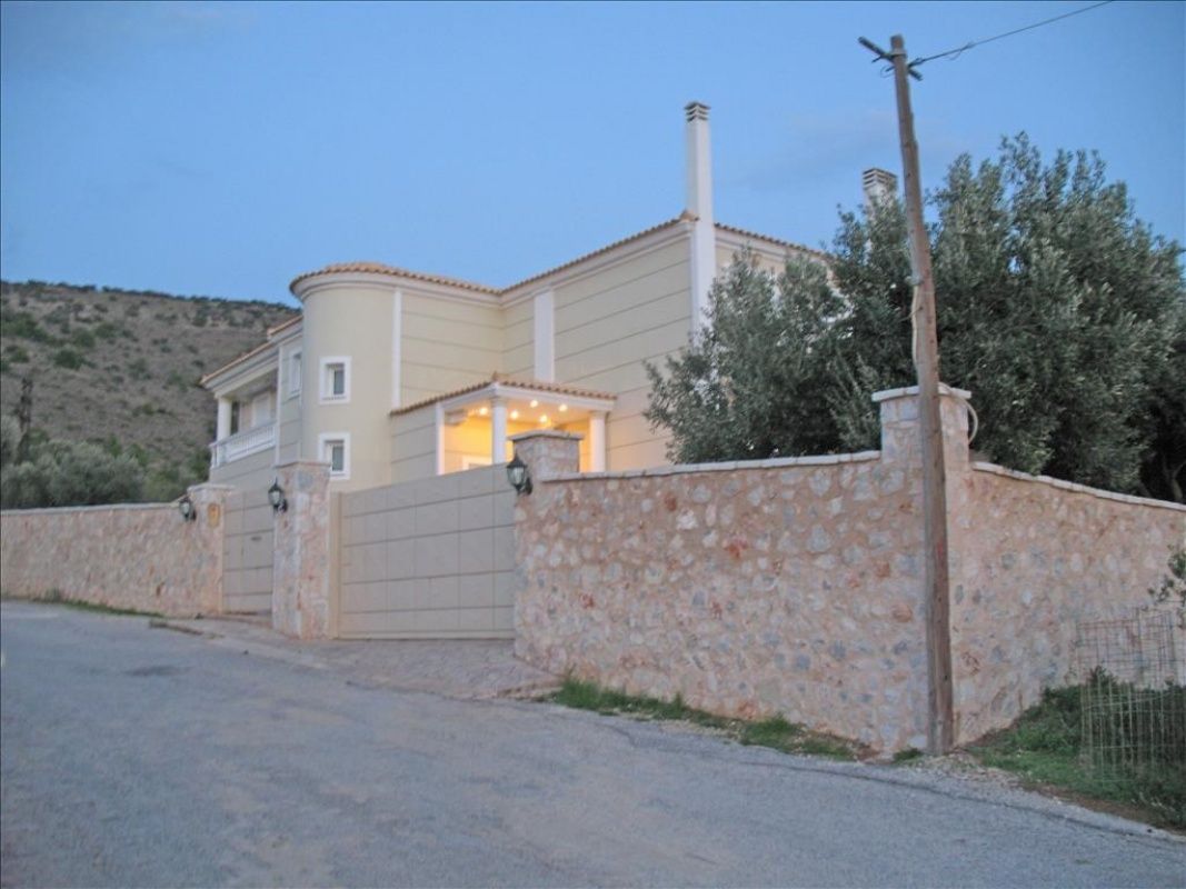 Дом в Афинах, Греция, 400 м2 фото 2