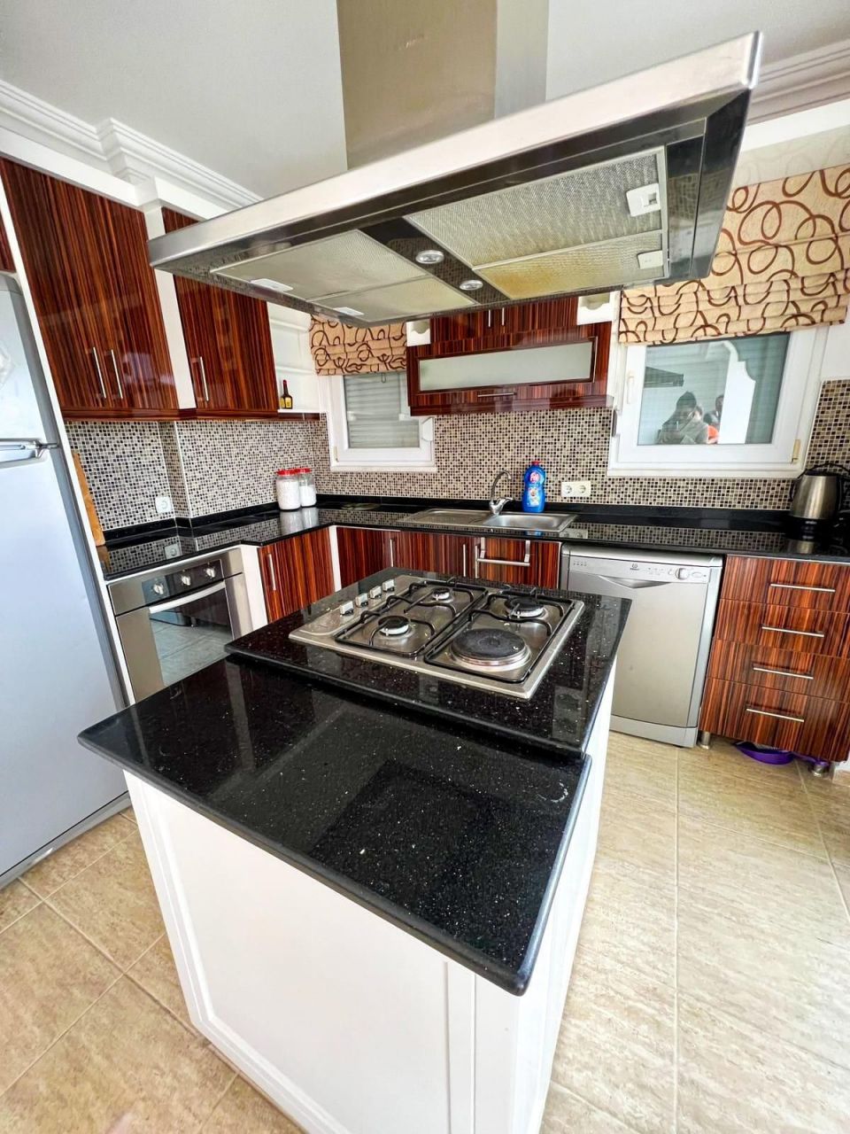Вилла в Кестеле, Турция, 200 м2 фото 5