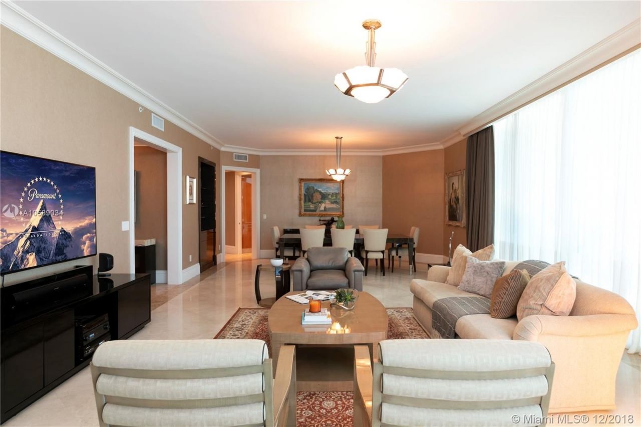 Квартира в Майами, США, 360 м2 фото 3