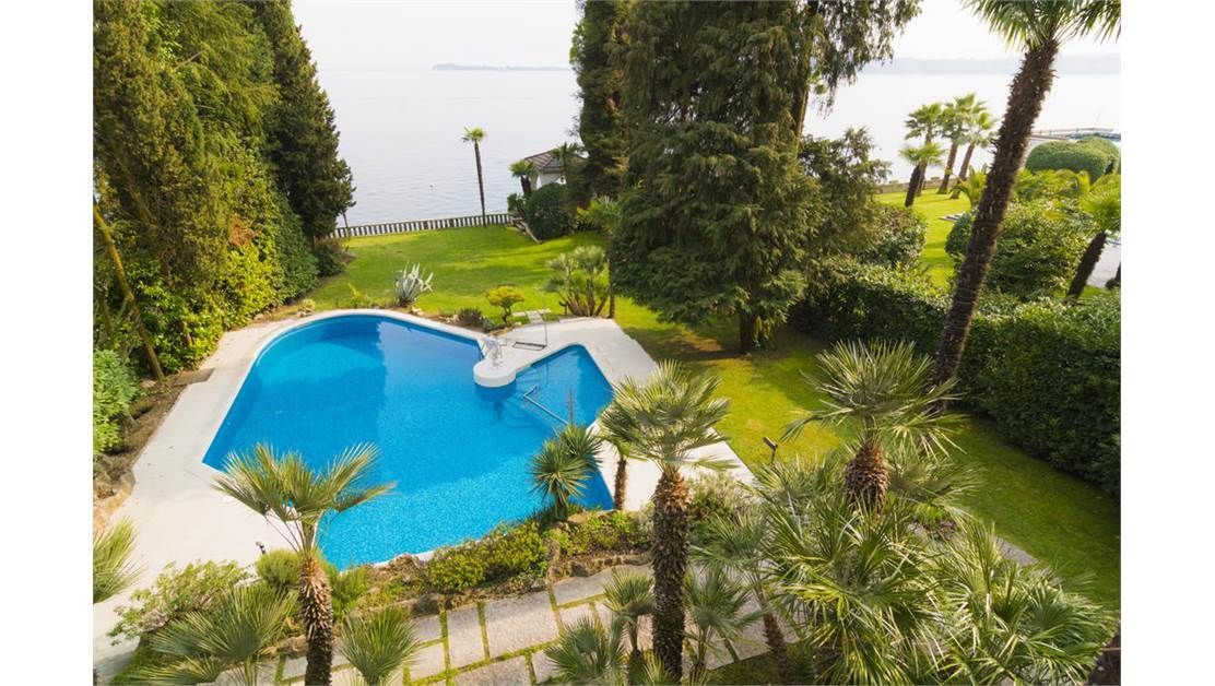 Вилла у озера Гарда, Италия, 600 м2 фото 4