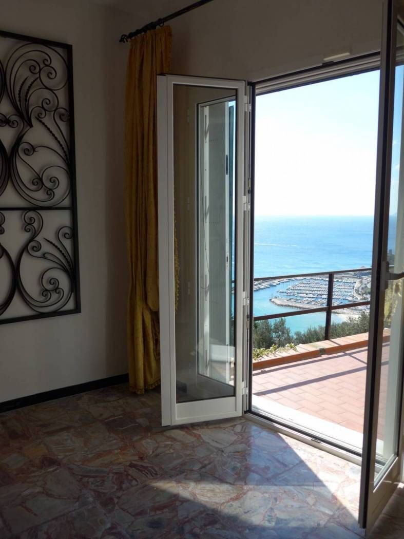Вилла в Савоне, Италия, 300 м2 фото 2