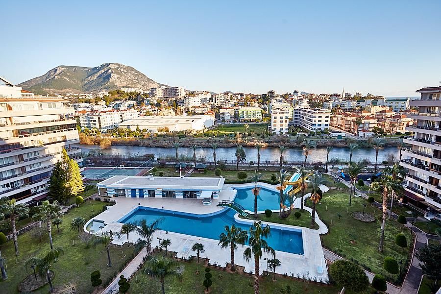 Квартира в Алании, Турция, 240 м2 фото 2