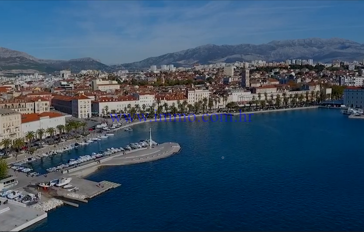 Апартаменты в Сплите, Хорватия, 100 м2 фото 1