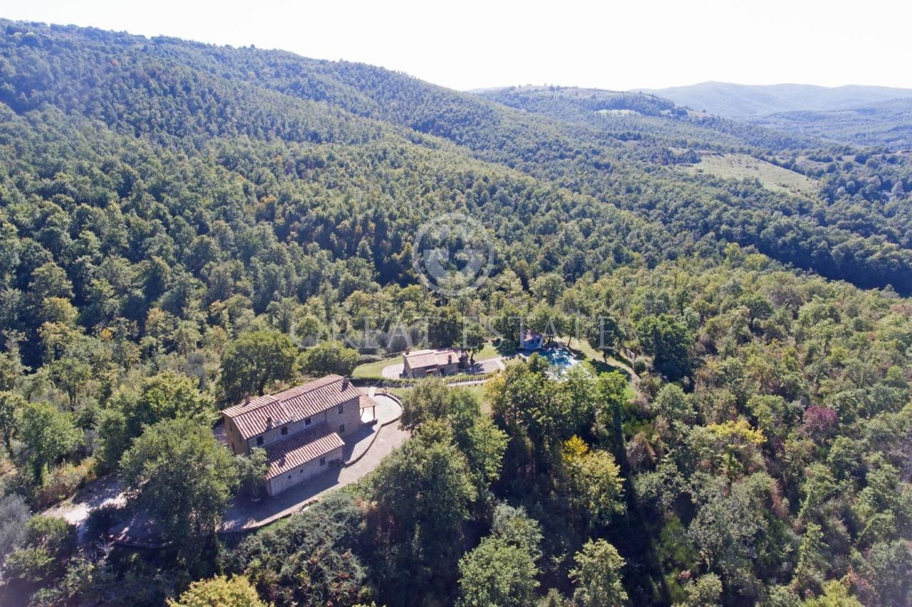Дом в Умбертиде, Италия, 411 м2 фото 5