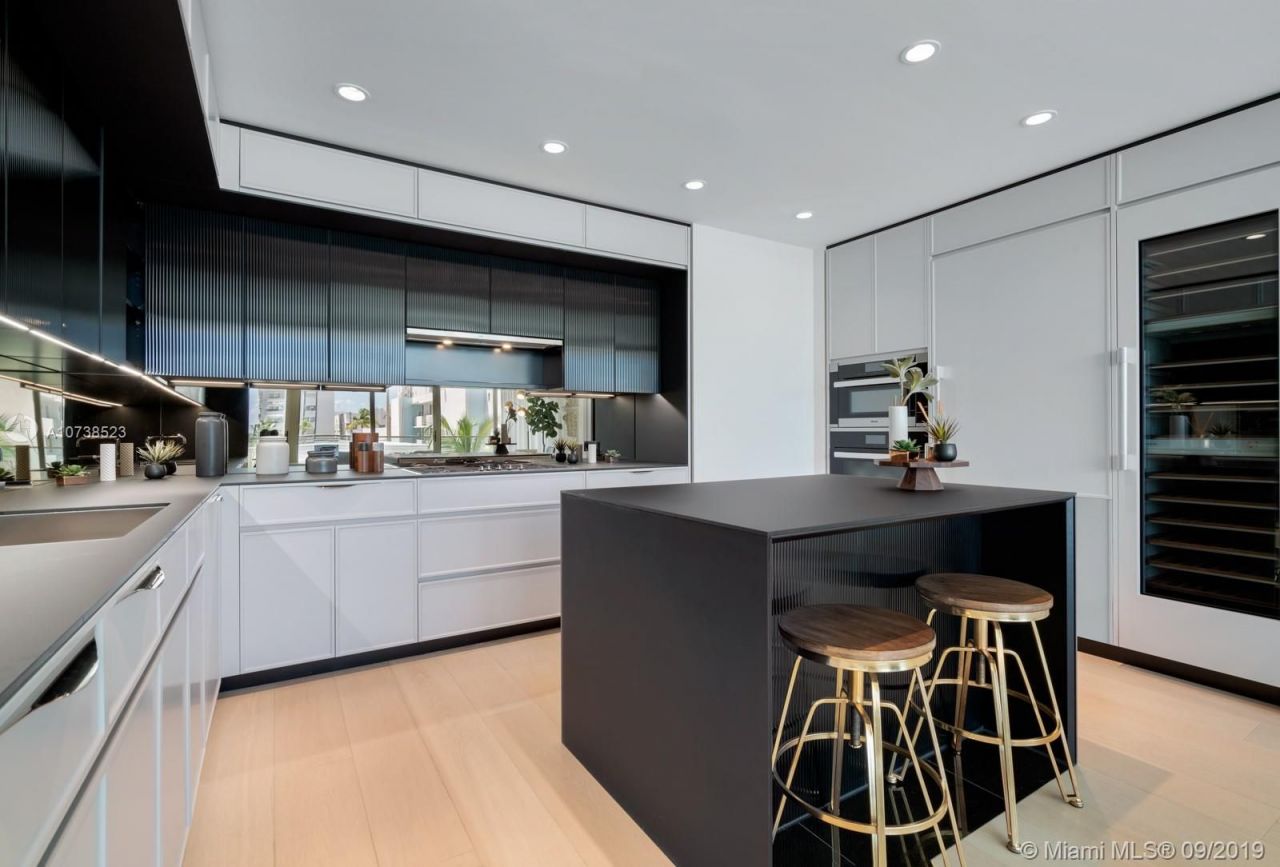 Квартира в Майами, США, 140 м2 фото 3