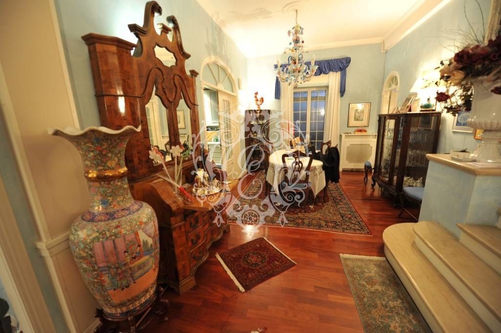 Вилла в Вентимилье, Италия, 650 м2 фото 3