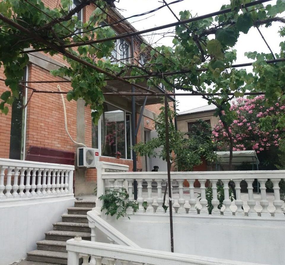 Дом в Тбилиси, Грузия, 250 м2 фото 2