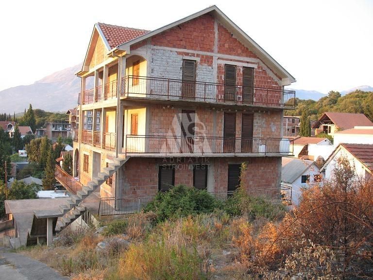 Дом в Утехе, Черногория, 1 000 м2 фото 3