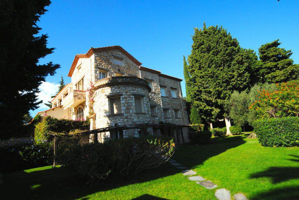 Вилла в Рокбрюн-Кап-Мартен, Франция, 220 м2 фото 3
