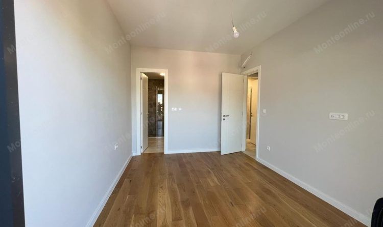 Квартира в Тивате, Черногория, 70 м2 фото 2