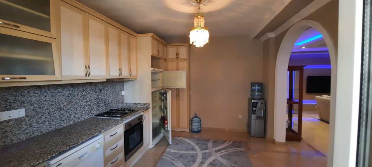 Квартира в Алании, Турция, 200 м2 фото 3