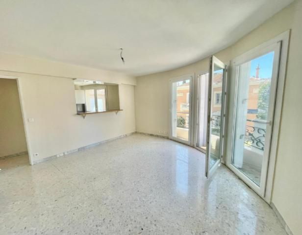 Апартаменты в Каннах, Франция, 88 м2 фото 2