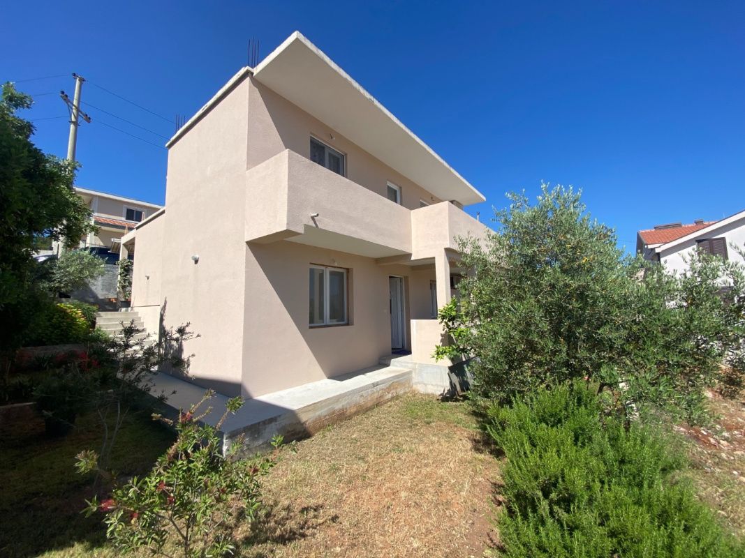 Дом в Тивате, Черногория, 160 м2 фото 2