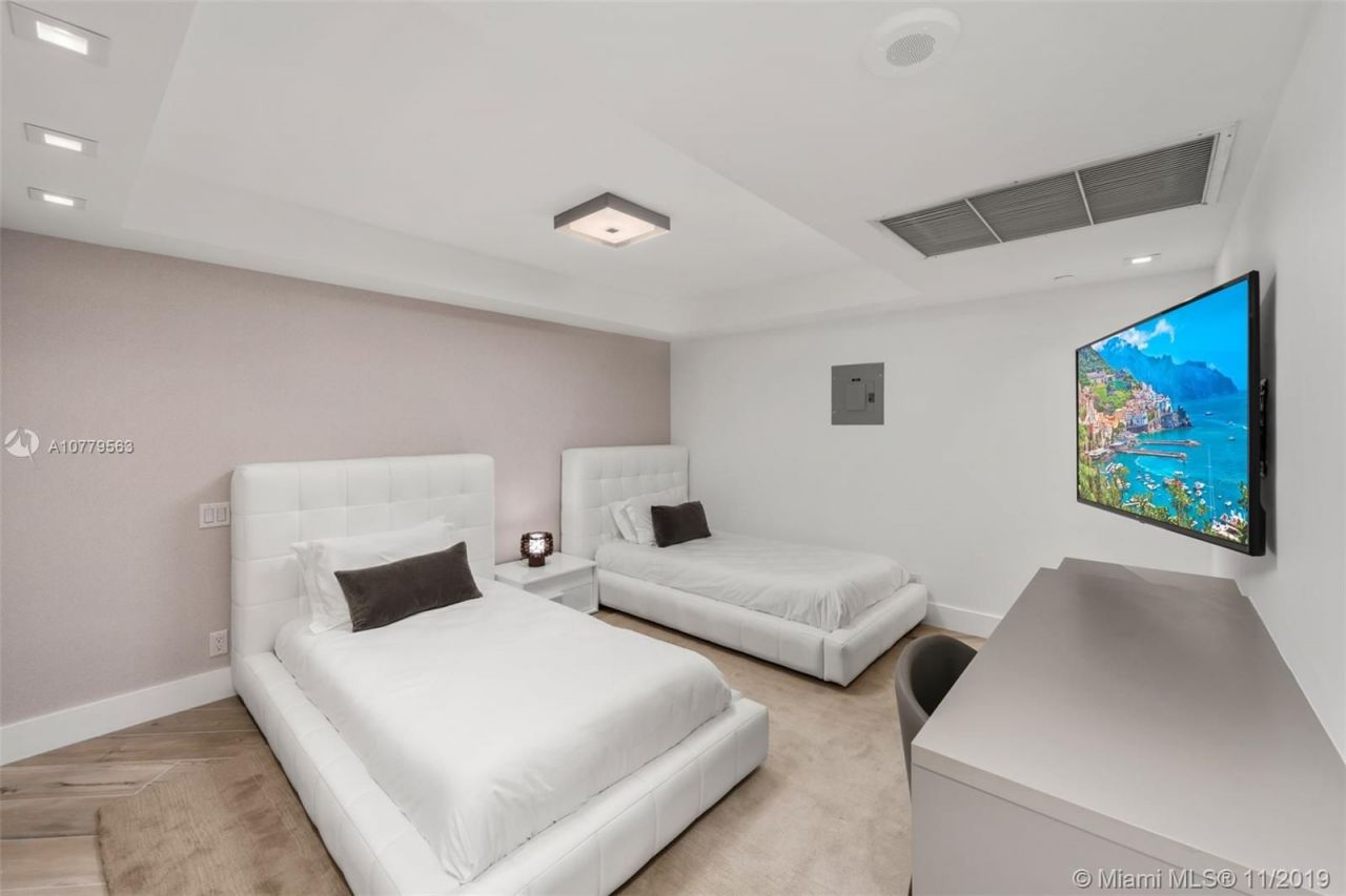 Квартира в Майами, США, 220 м2 фото 5