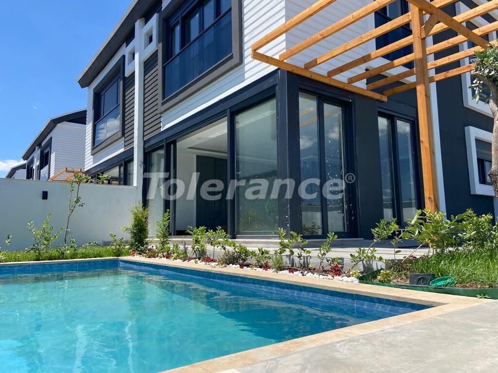 Вилла в Анталии, Турция, 200 м2 фото 3