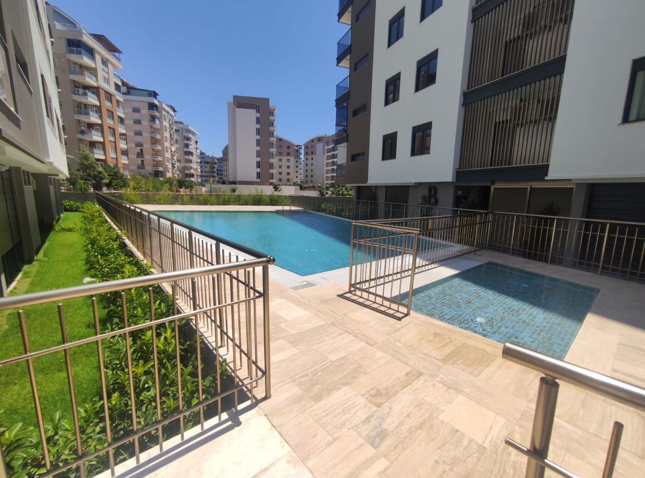 Квартира в Анталии, Турция, 88 м2 фото 3
