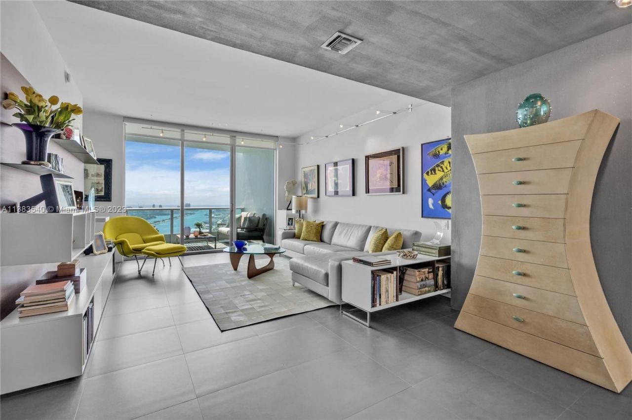 Квартира в Майами, США, 150 м2 фото 2