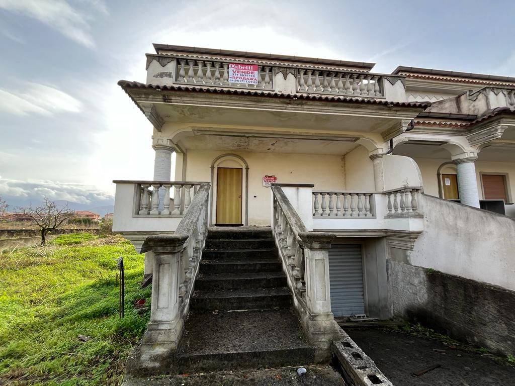 Вилла в Скалее, Италия, 187 м2 фото 3