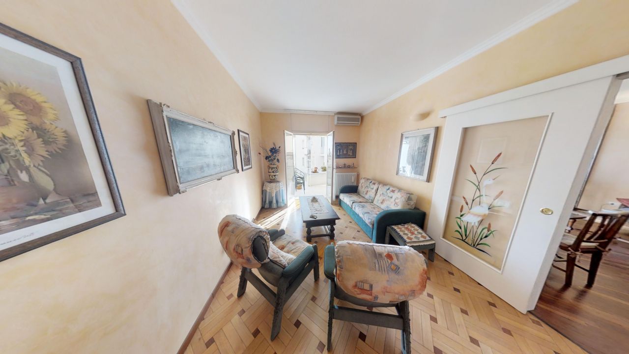 Апартаменты в Сан-Ремо, Италия, 128 м2 фото 2