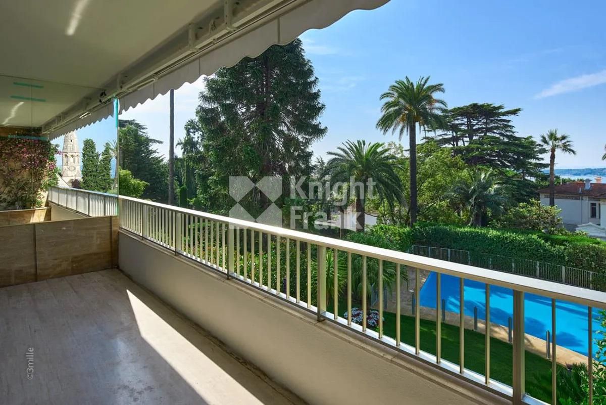 Апартаменты в Каннах, Франция, 91 м2 фото 2
