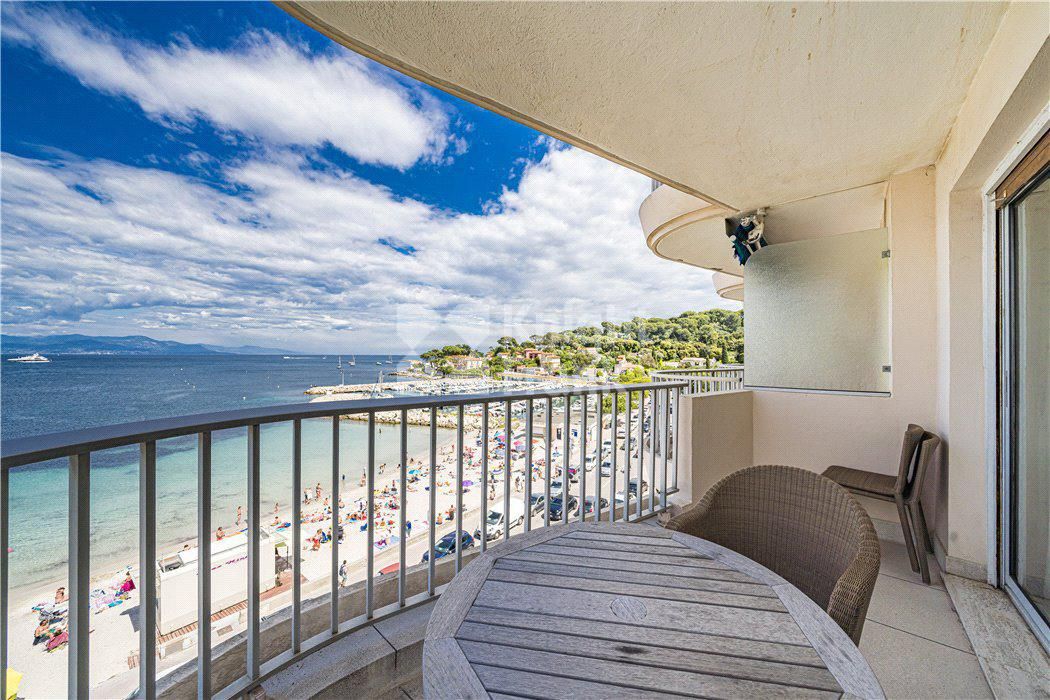 Апартаменты в Антибе, Франция, 70 м2 фото 3