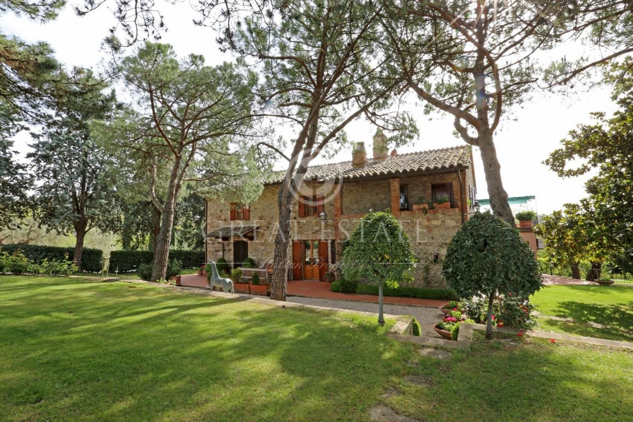 Дом в Маджоне, Италия, 454.3 м2 фото 2