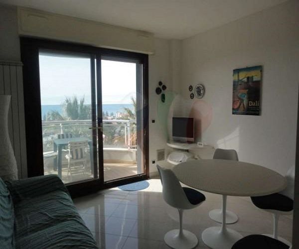 Апартаменты в Бордигере, Италия, 100 м2 фото 4