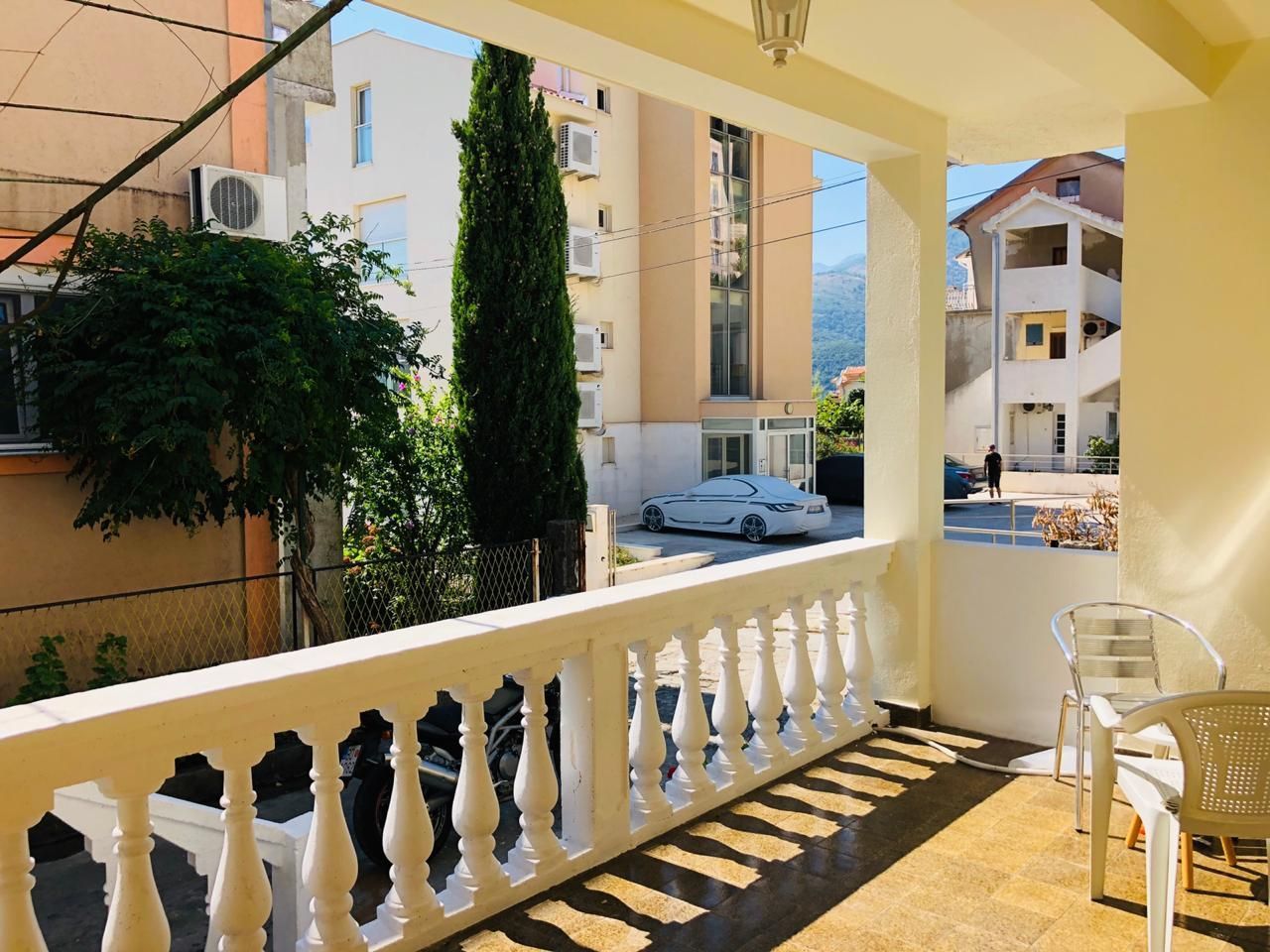 Квартира в Тивате, Черногория, 90 м2 фото 3