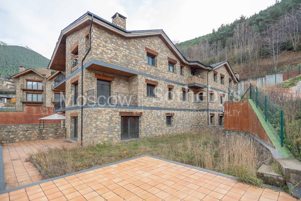 Квартира в Сан-Жулиа-де-Лории, Андорра, 152 м2 фото 1