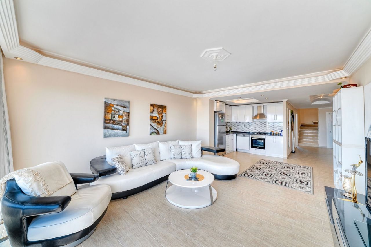Квартира в Алании, Турция, 240 м2 фото 3