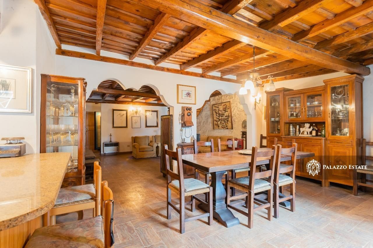Апартаменты у озера Комо, Италия, 150 м2 фото 4