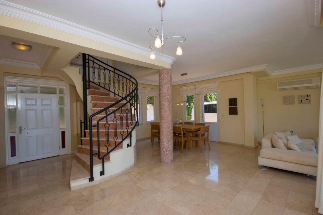 Квартира в Алании, Турция, 301 м2 фото 2