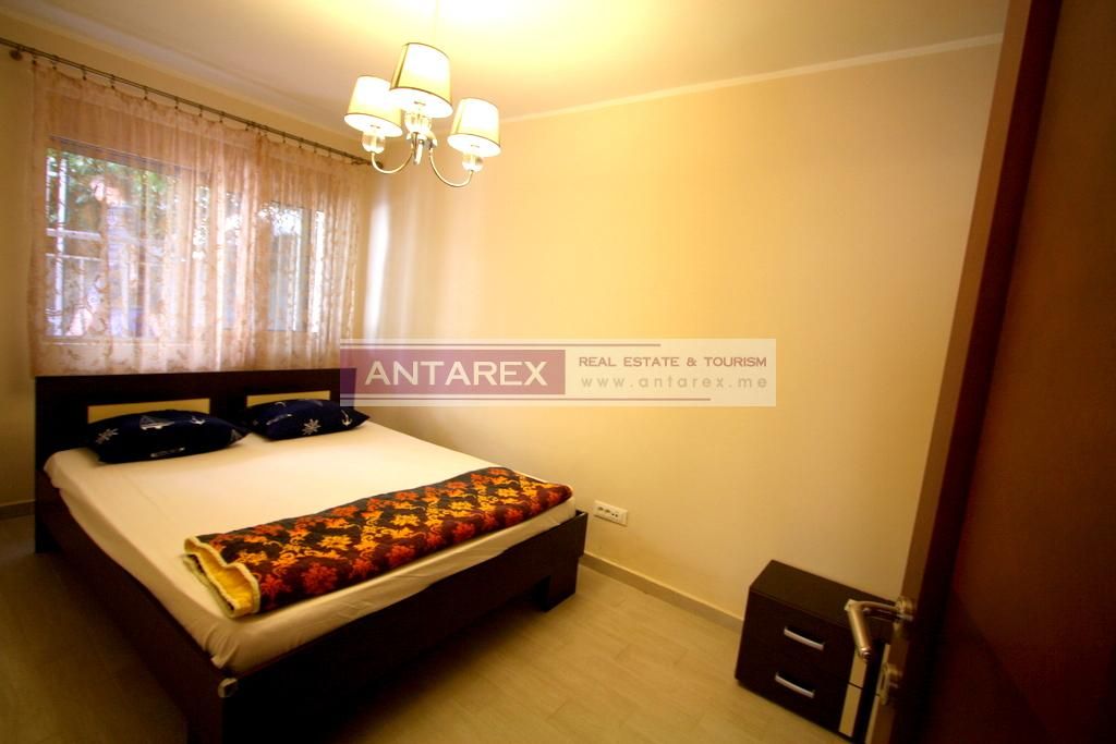 Апартаменты в Доброте, Черногория, 90 м2 фото 3