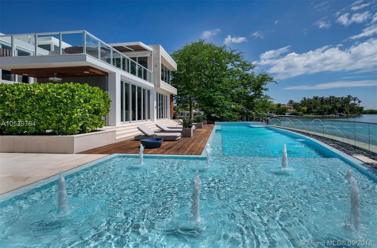 Вилла в Майами, США, 500 м2 фото 2