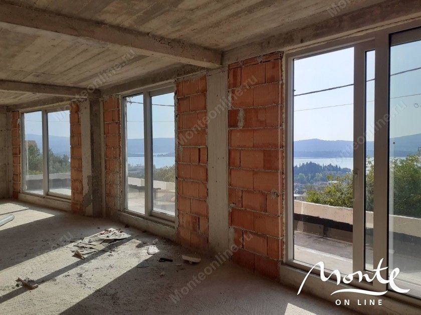 Вилла в Тивате, Черногория, 256 м2 фото 3