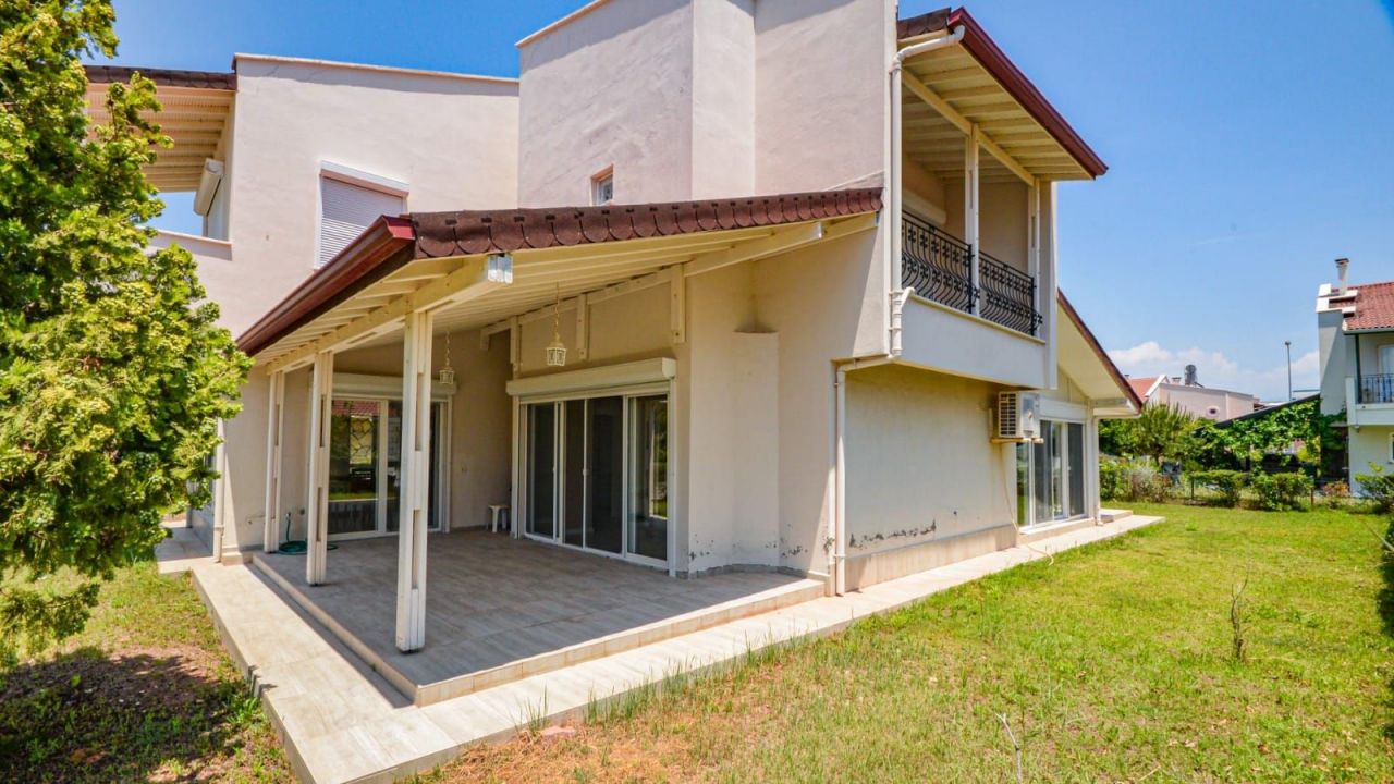 Вилла в Анталии, Турция, 300 м2 фото 2